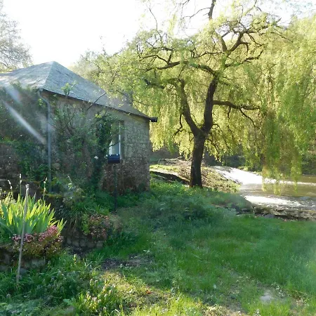 Le Moulin L'eveque Hébergement de vacances *